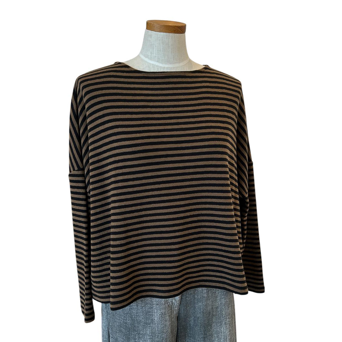 Boatneck Sweater Mini Stripes Tobacco & Black for women sold at Aqualta