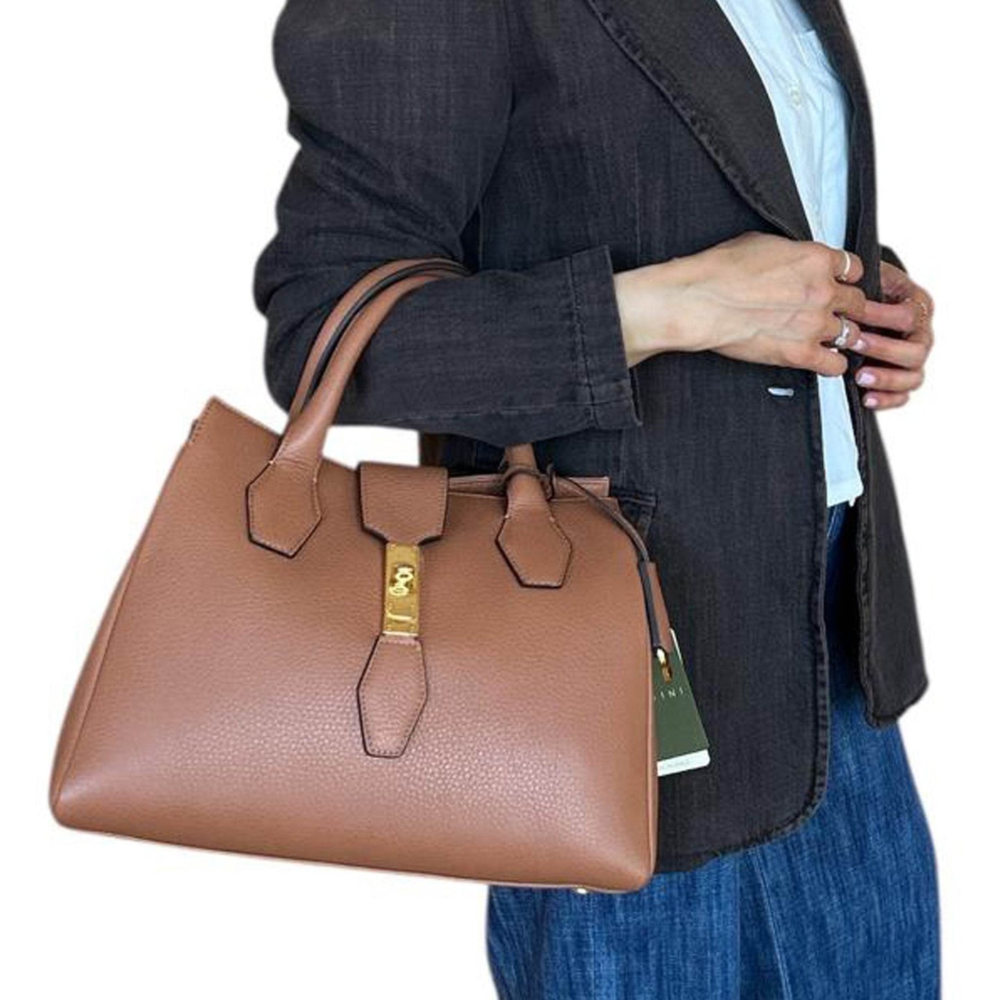 Women wearing of Classic Satchel Bag Cognac sold at Aqualta