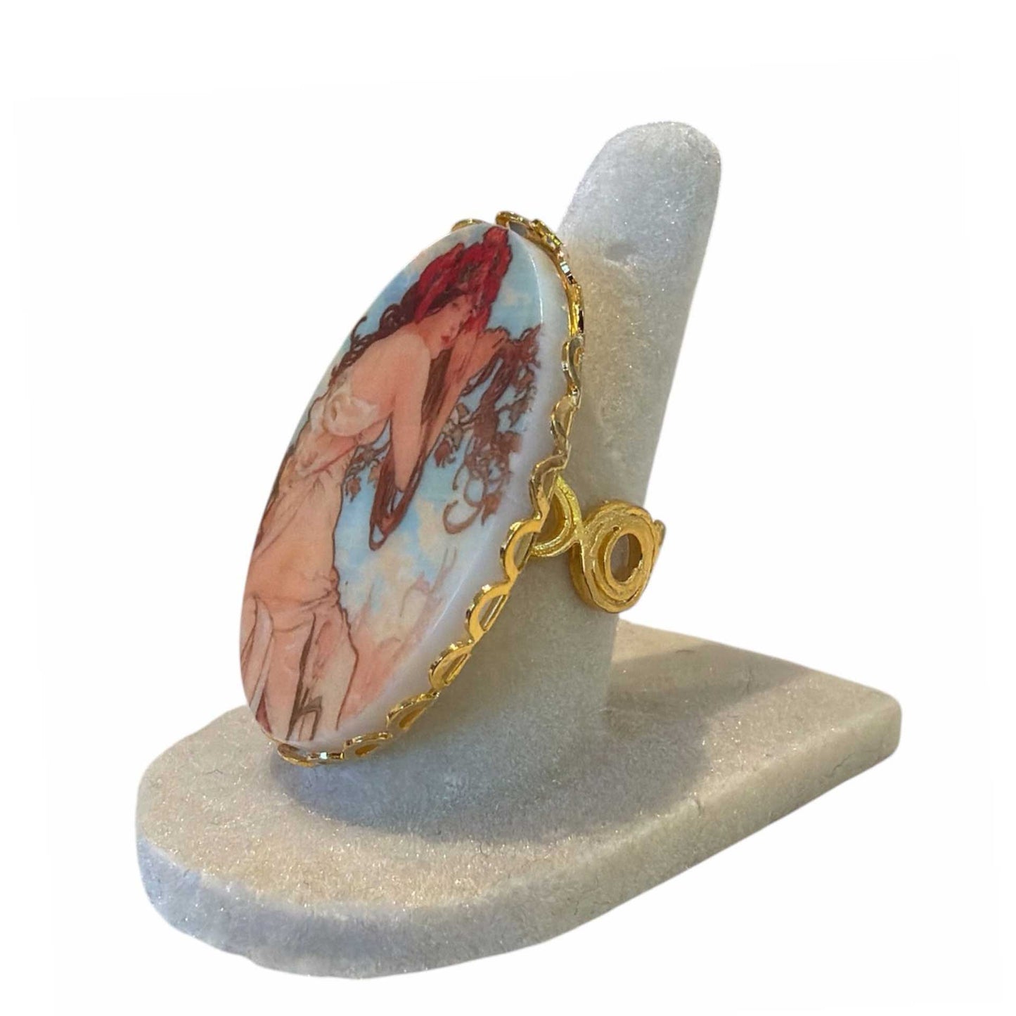 Resin Deco woman on gold vermeil Peggy Goodman sold at Aqualta