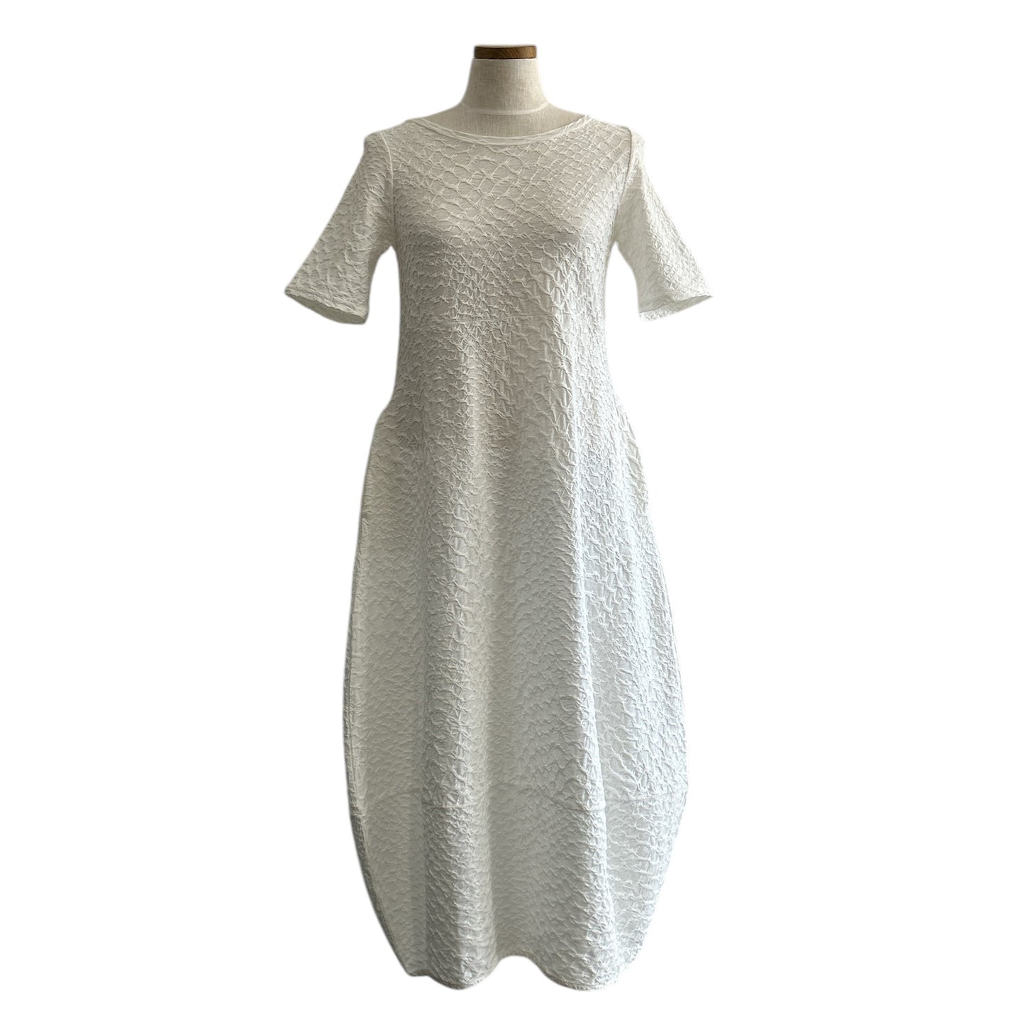 Long dress Short sleeves White Neirami at Aqualtawear