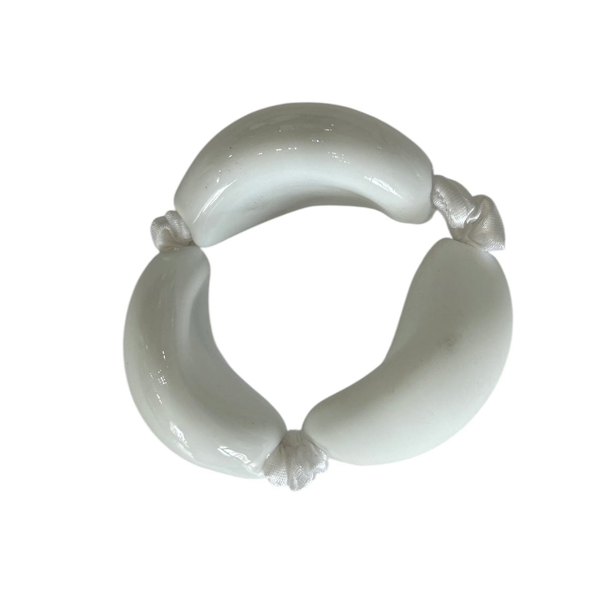 Handmade Murano glass white bracelet with elastic band, artisan jewelry, sold at Aqualta 2