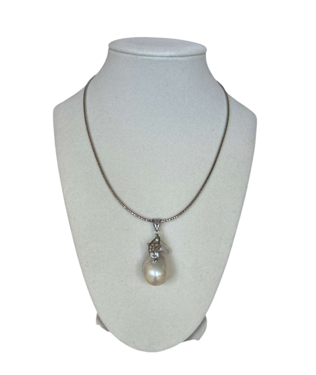 Silver Necklace with a White Baroque Pearl Pendant - AQUALTA