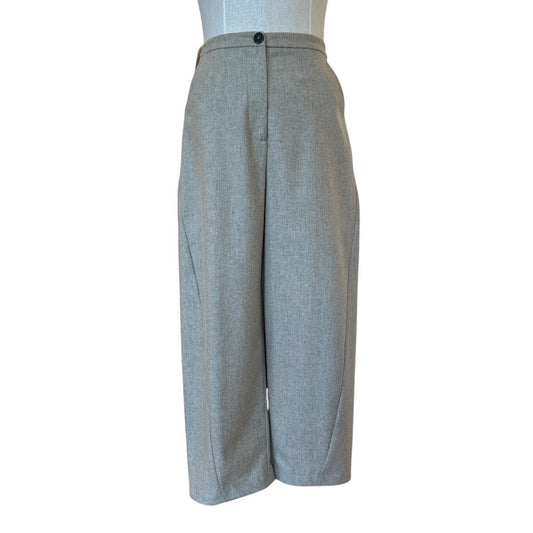 Front picture of Barrel Cut Pants Cream Neirami for women sold at Aqualta