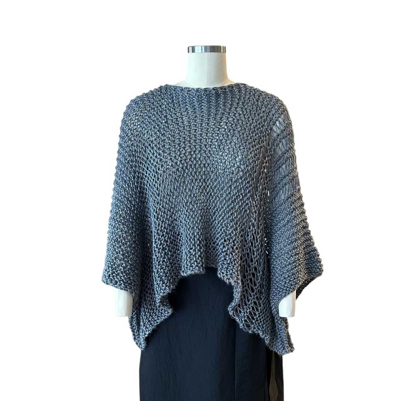 Front picture Batwing knitted Crop top Gray Chiara Toffanin sold at Aqualta