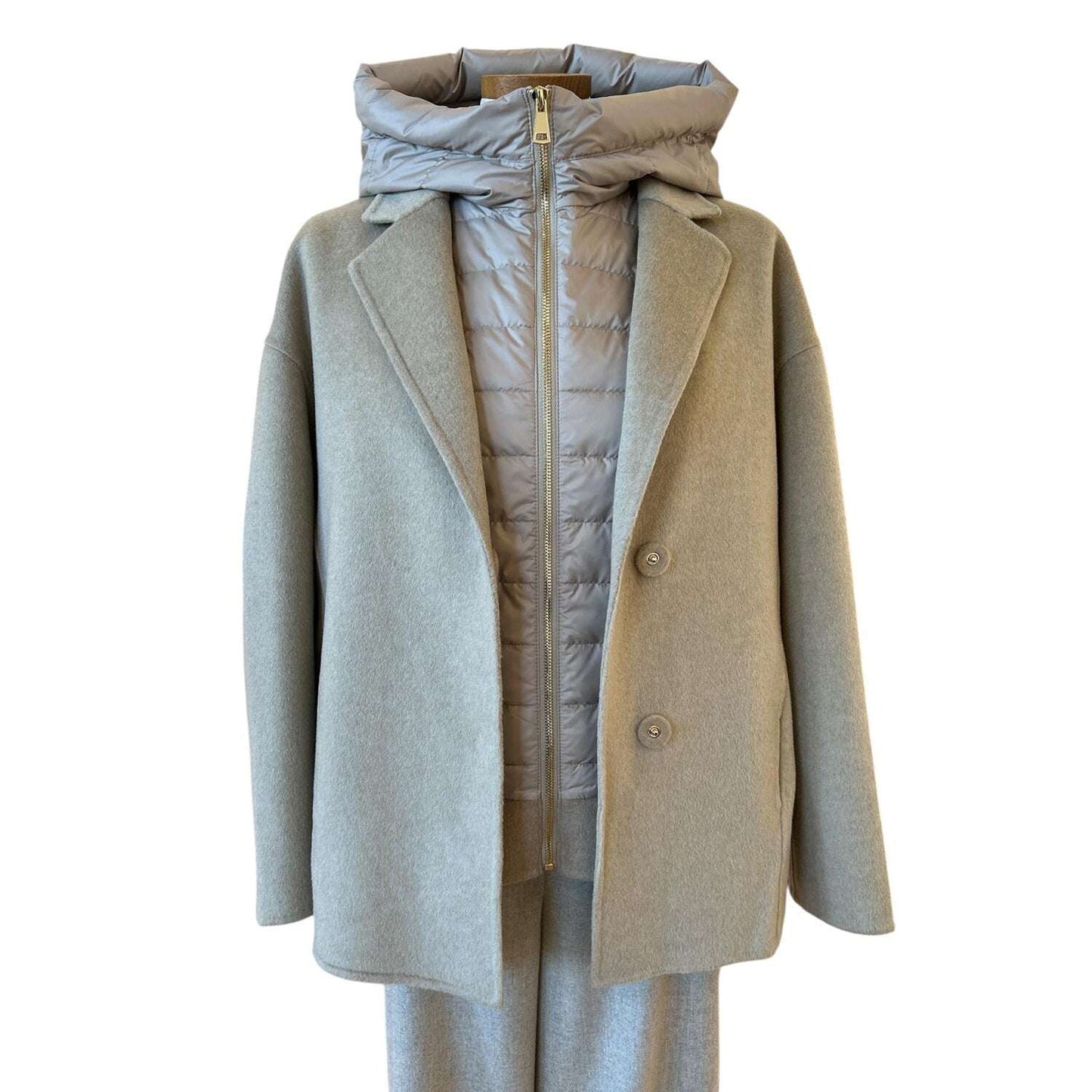 Front picture of our Beige Jacket with down Feather insert Suprema sold at Aqualta