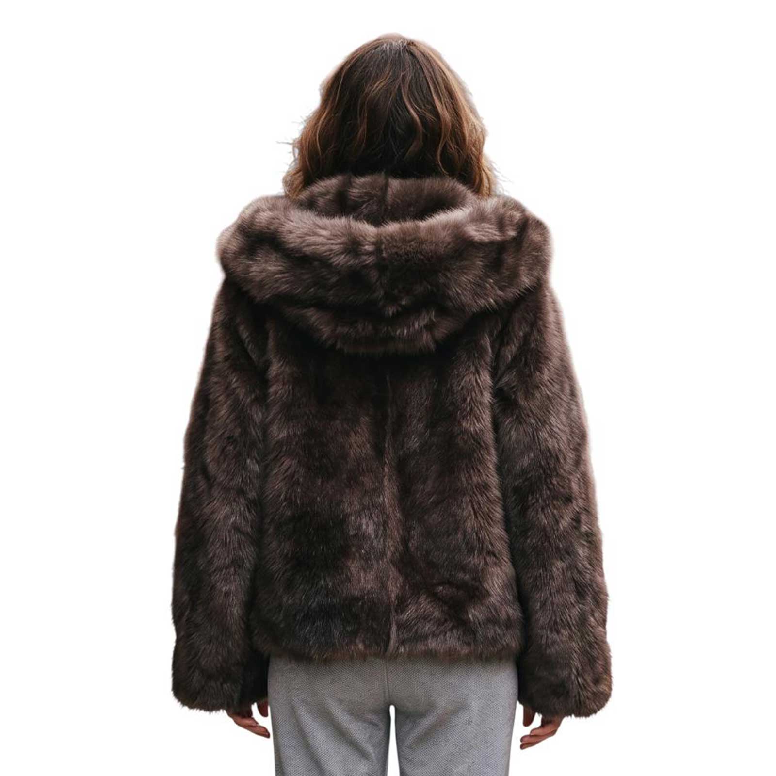 A person viewed from the back wearing a Brown Reversible shearling Jacket Suprema sold at Aqualta