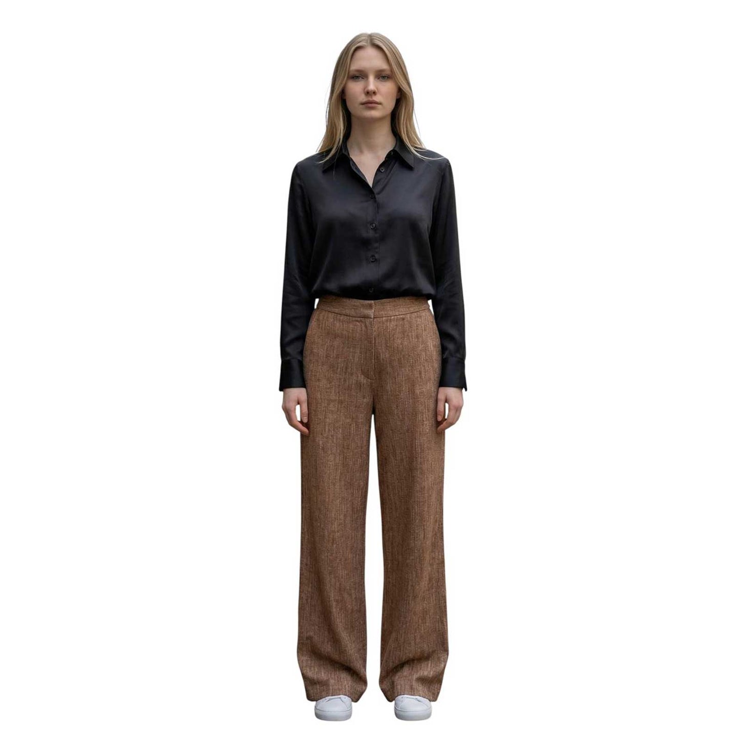 Woman wearing a Collar Shirt Latia Black SanD For Women sold At Aqualta
