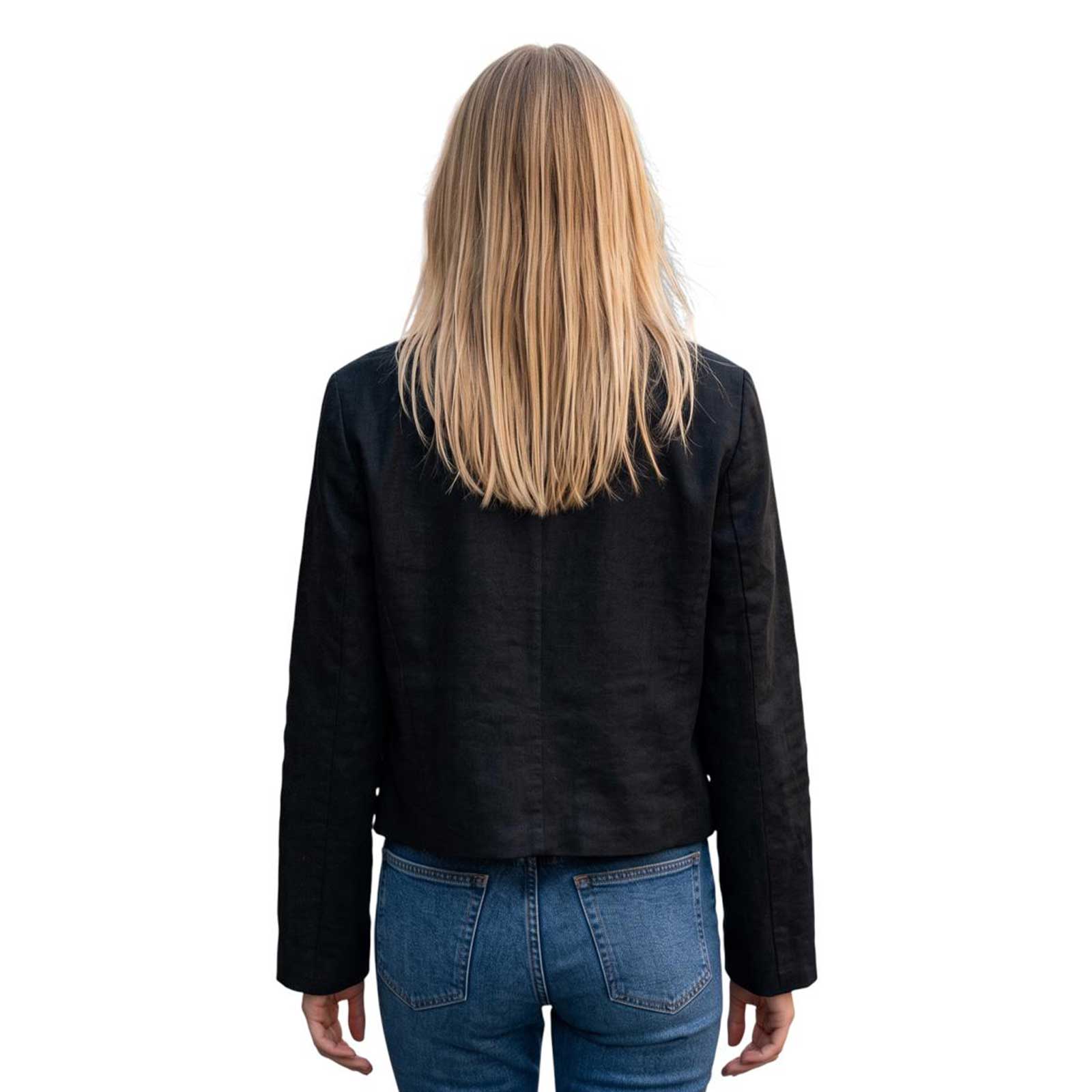 Brown real leather cropped jacket with button-front detail and jeans – Aqualta