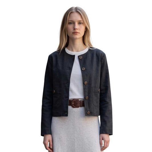 Women’s brown cropped genuine leather jacket paired with blue jeans – Aqualta