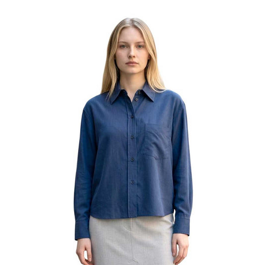 Front picture of our Cropped Blue Shirt Academia sold at Aqualta 2