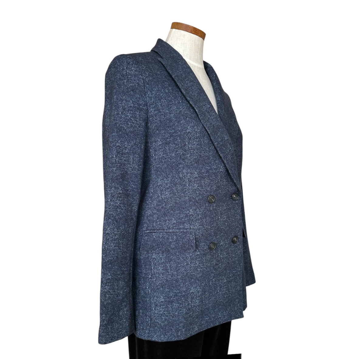 Side picture of our Double breast Warm Jersey Blazer Tweed Blue Goordmatch sold at Aqualta