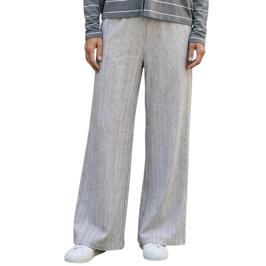 Women wearing Jersey Relaxed cut Pants Classic Herringbone Goodmatch sold at Aqualta