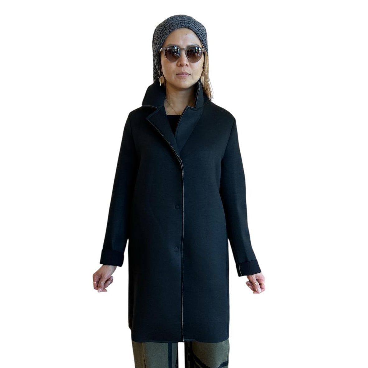 Knee length Black Coat Goodlmatch on a women sold at Aqualta
