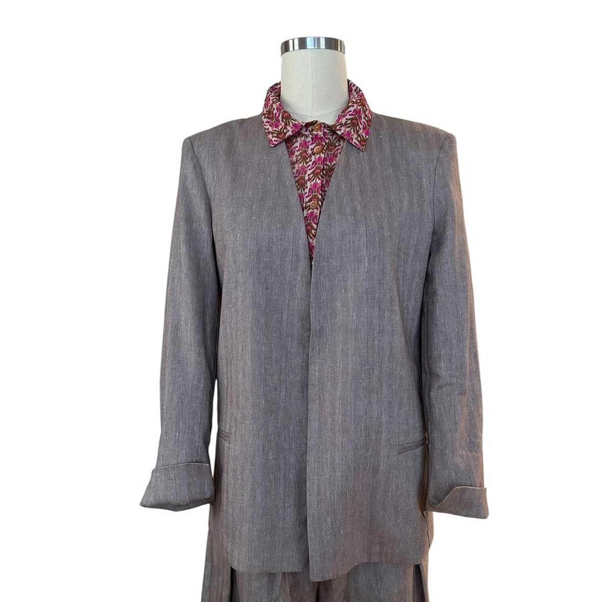 Pleated Cotton Bermuda Brown Herringbone Goodmtach sold at Aqualta