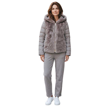 A woman modeling a Rex & Nylon short Cream Jacket Suprema sold at Aqualta