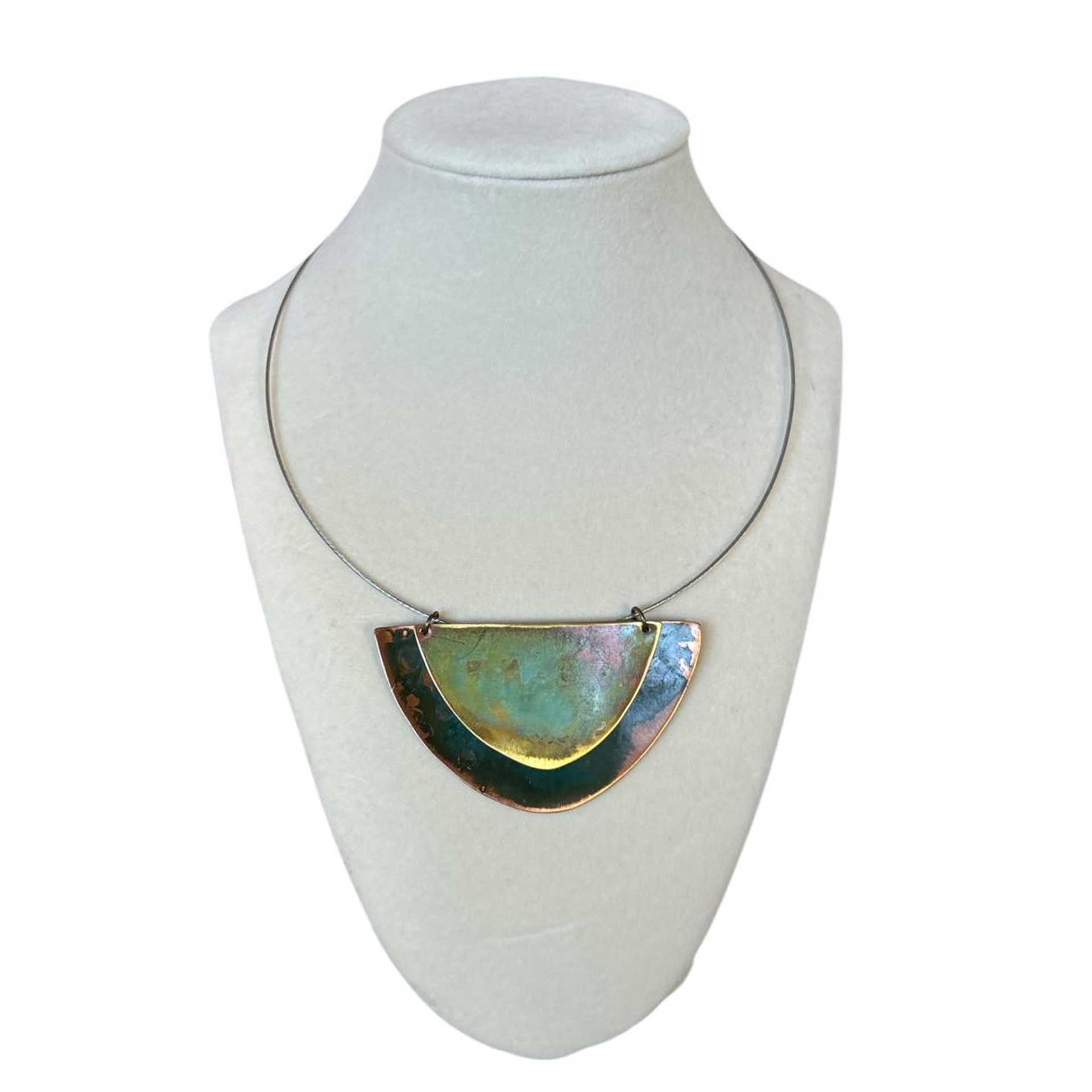 Short Choker Necklace Brass & Copper Large pendant Gold Hoiko sold at Aqualta