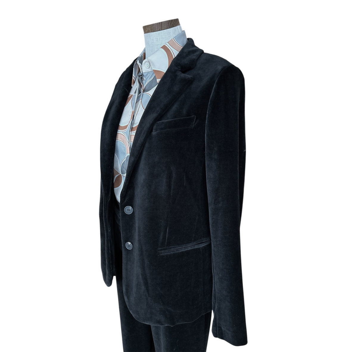 Our New Single breast Velvet Blazer Black for women Goodmatch sold at Aqualta