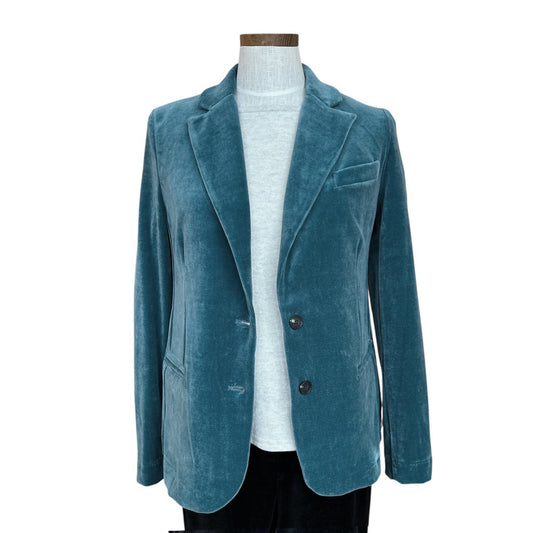 Front picture of our Single breast Velvet Blazer Teal for women Goodmatch sold at Aqualta