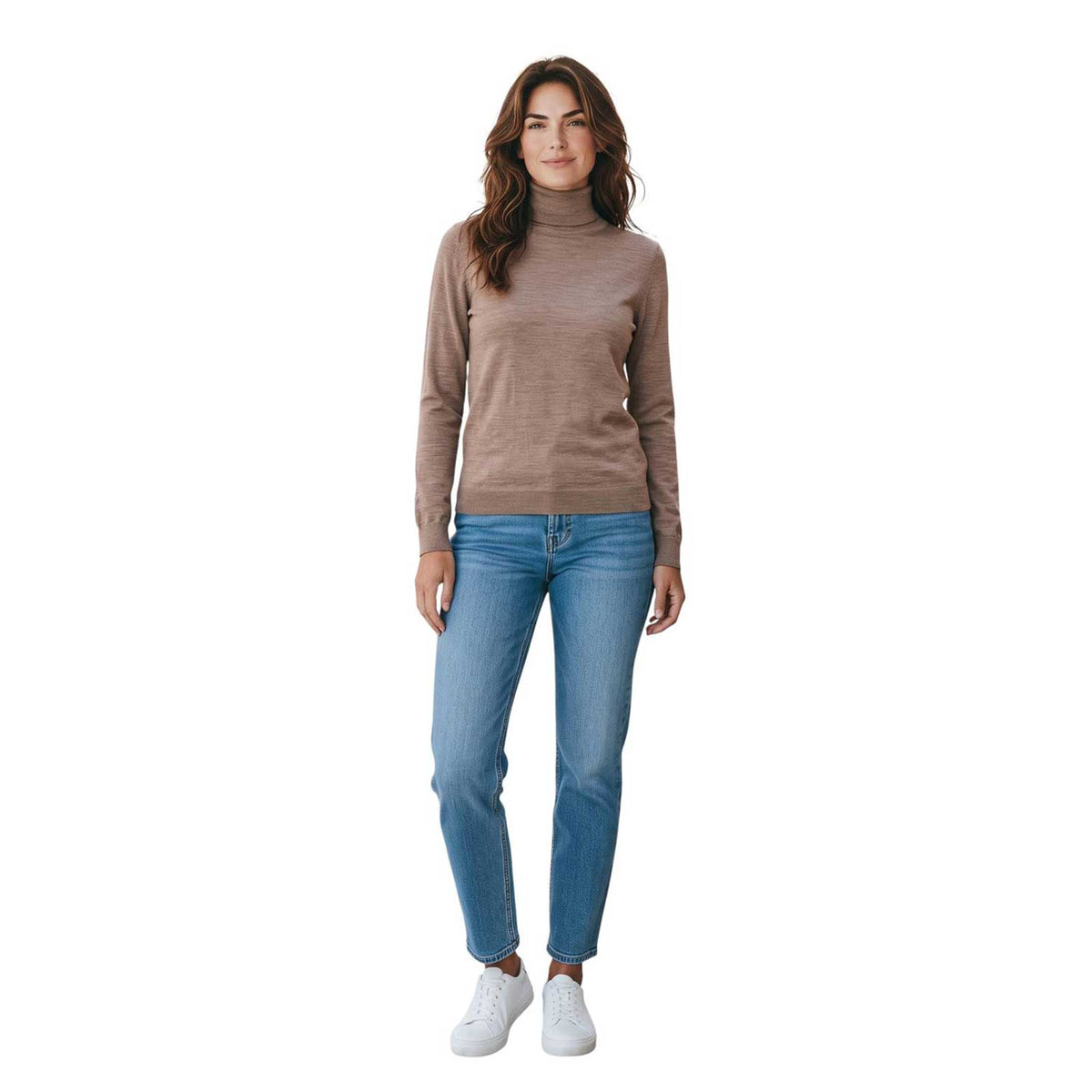 Sand camel essential turtleneck with slim fit, available at Aqualta.