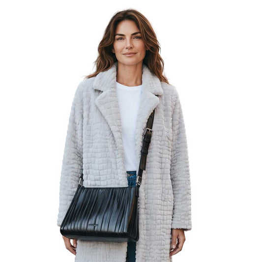Elegant Crossbody Eel leather Black Biagini sold at Aqualta
