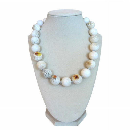Spiny Oyster beads short necklace Peggy Goodman sold at Aqualta