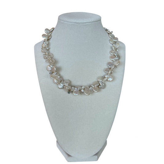 Exclusive Peggy Goodman necklace with white bone beads and silver details, elegant handmade jewelry at Aqualta