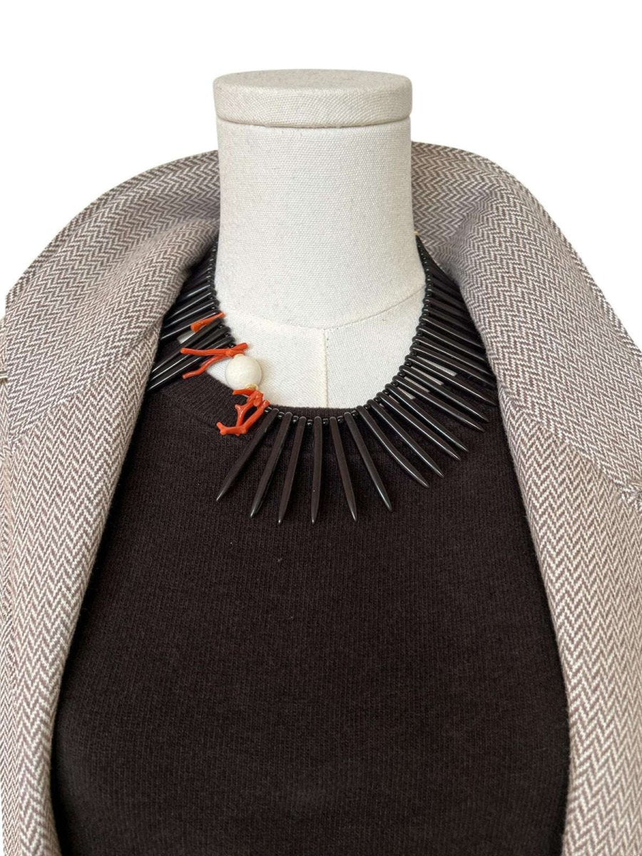 Black Howlite stone Sticks, red Coral, & withe stone Necklace - AQUALTA