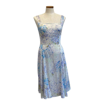 Knee length sleeveless Dress Blue Floral Print - AQUALTA