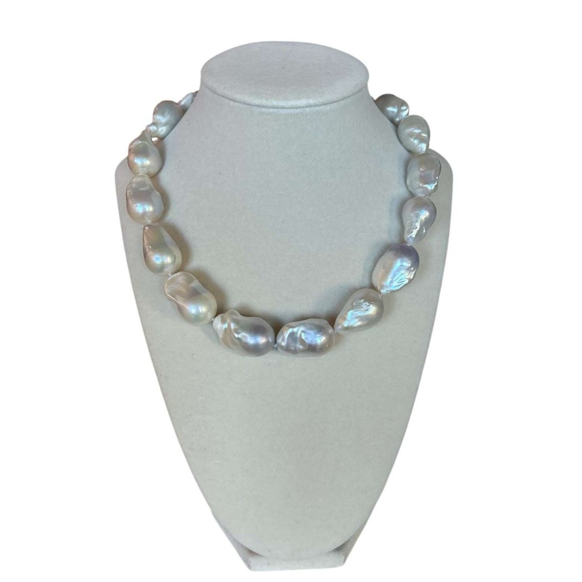 Large White Baroque Pearls Necklace - AQUALTA