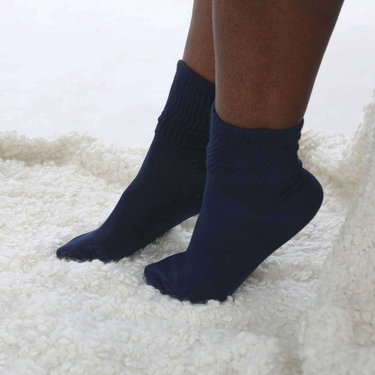Navy Blue Bamboo Socks - AQUALTA