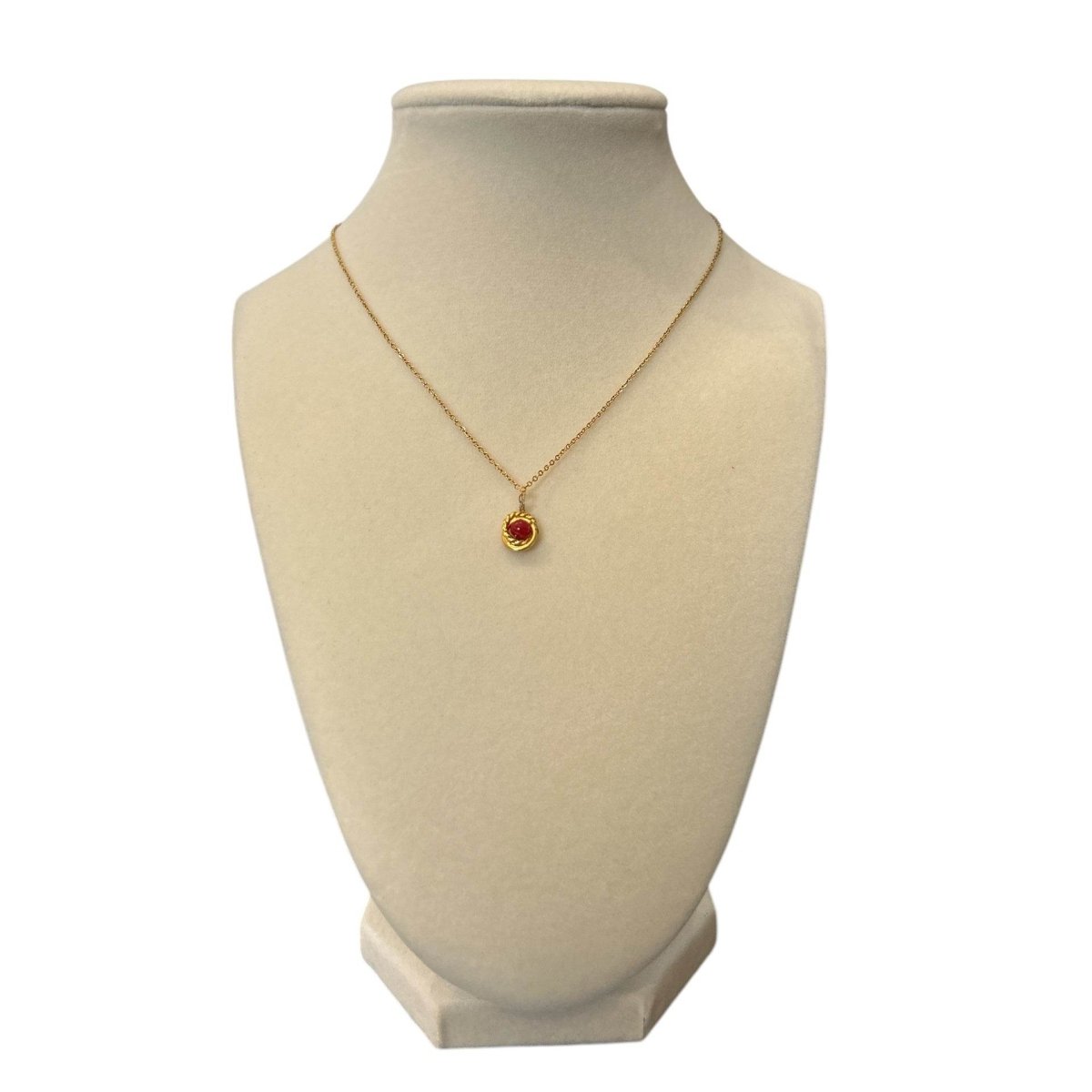 Necklace Gold Plated Chain with Red Jade pendant - AQUALTA