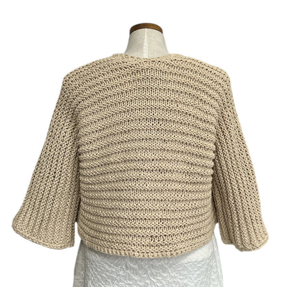 Italian-made beige cropped knit shrug by Chiara Toffanin at Aqualta