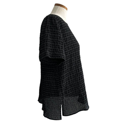 Round Neck Blouse thin Stripes Black and White - AQUALTA